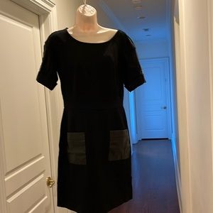 VINCE CAMUTO ladies dress